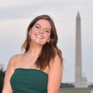 Meet your Posher, Abby